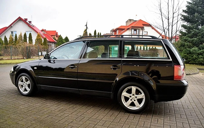 Volkswagen Passat cena 9500 przebieg: 256000, rok produkcji 2001 z Płock małe 154